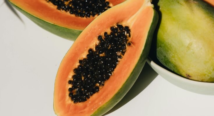 The Benefits of Papaya: A Nutrient Powerhouse for Health and Wellness