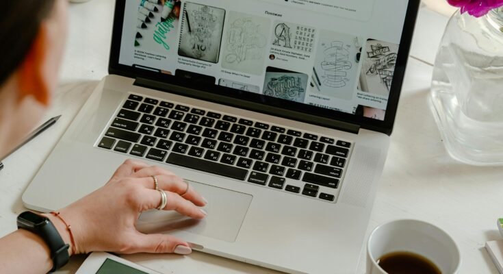 The Benefits and Challenges of Online Business