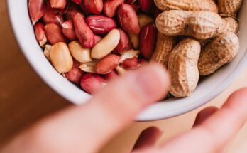 The Power of Peanuts: Nutrition and Health Benefits